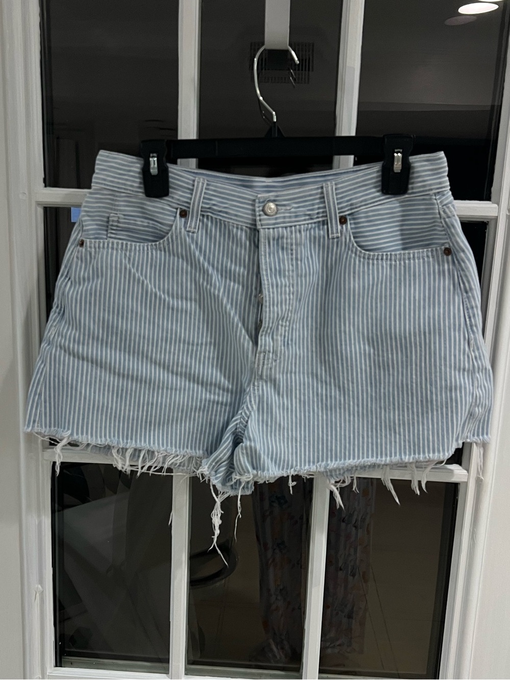 Old Navy Striped High-Waisted Raw Hem Denim Short Shorts Size 10